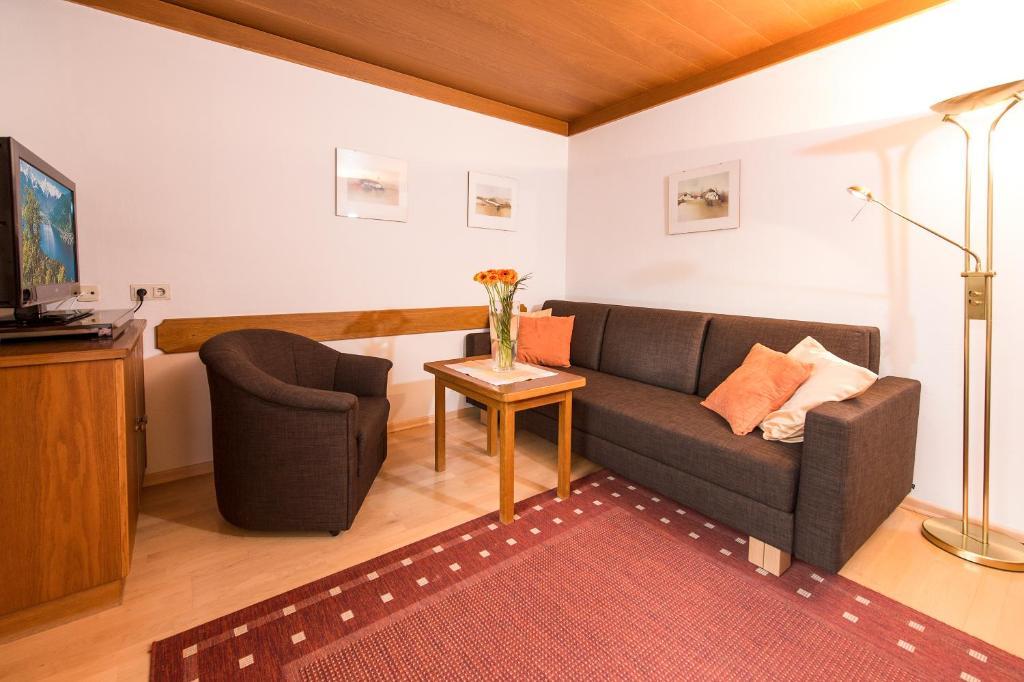 Gaestehaus Haffner Zell am See Room photo