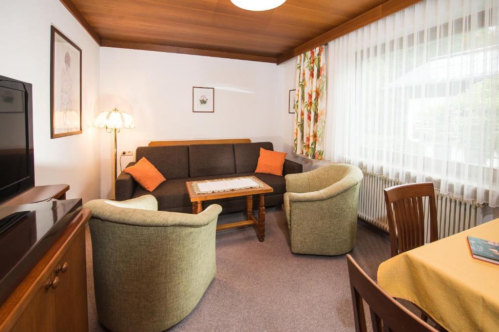 Gaestehaus Haffner Hotel Zell am See Room photo